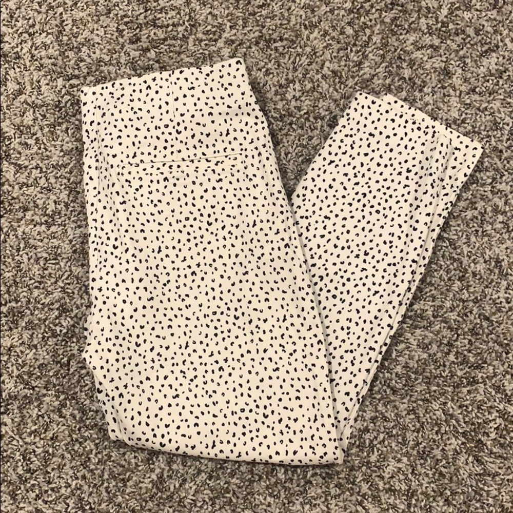 Old Navy Snow Leopard Pixie Pant